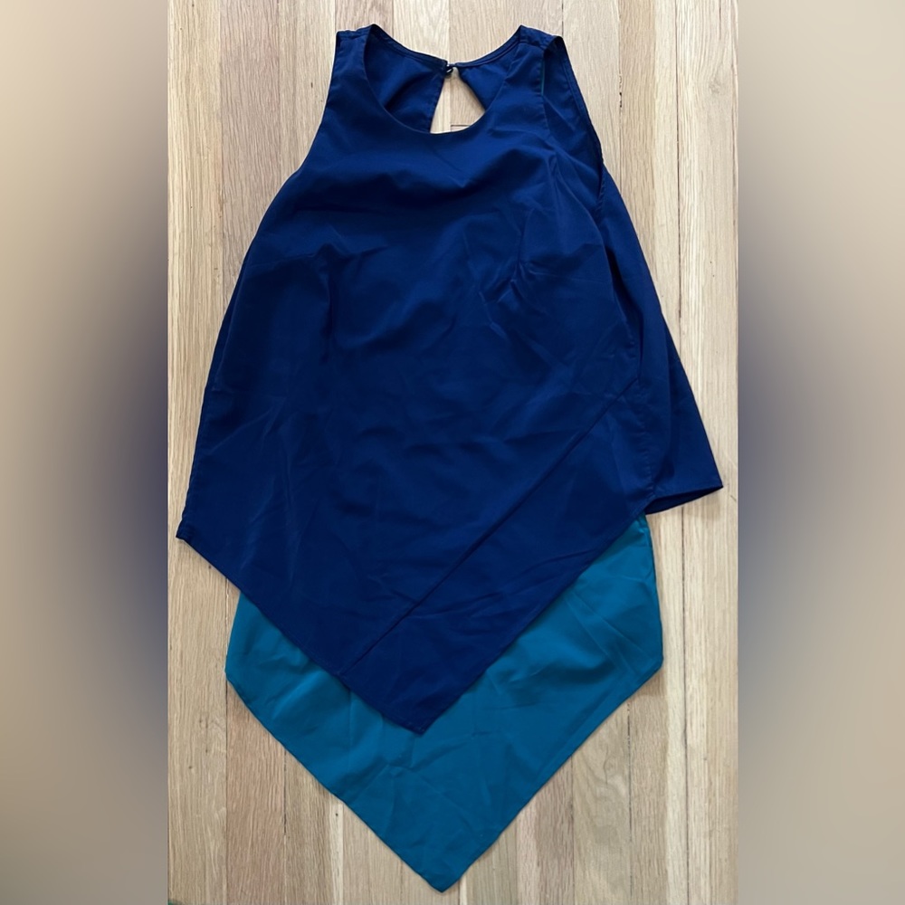 Hunter Bell Navy Green Asymmetrical Tunic Tank Top 0